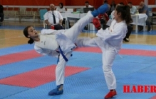 Gümüşhane'de Karate Heyecanı Dorukta!
