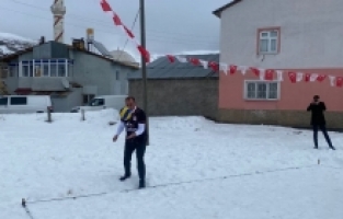 Soğuk Havaya Meydan Okuyan Gelenek