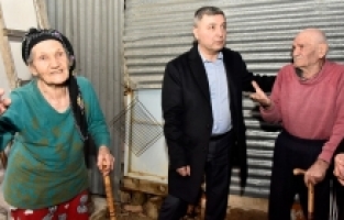 Vali Tanrısever'den Vefa Örneği