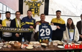 Belediye Başkanı Fenerbahçe Taraftar Grubu ile Bir Araya Geldi