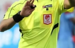 Ayvalıkgücü - Gümüşhanepor Maçının Hakemleri Belli Oldu!