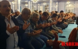 Gümüşhane’de Kadir Gecesi dualarla idrak edildi