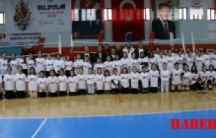 Fabrika Voleybol Gümüşhane Okulu Açıldı