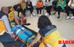 Gümüşhane'de 112 Acil Sağlık Personeli Temel Modül Eğitimini Tamamladı