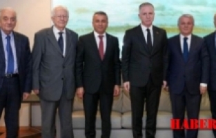GÜSİAD ve GÜKAV Heyeti İstanbul Valisi Davut Gül'ü Ziyaret Etti