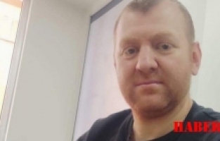 Sarı Adaylığını Açıkladı