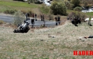 Gümüşhane'de kamyonet 70 metrelik uçuruma yuvarlandı: 2 ölü