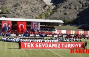 Gümüşhane’de Cumhuriyet’in 101. yılı coşkuyla kutlanıyor