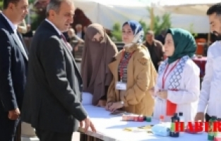 Milletvekili Musa Küçük ve Belediye Başkanı Vedat Soner Başer 'Filistinli Çocuklar İçin Çiz' Etkinliğinde