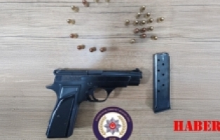 Ruhsatsız silah yakalandı