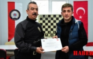 Gümüşhane Emniyetinden satranç turnuvası