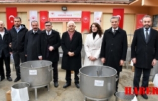 Gümüşhane’de çiftçilere yüzde 70 hibeli dut pekmezi ekipmanları dağıtıldı