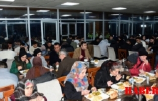 Belediye Binasında her gün 350 kişiye iftar