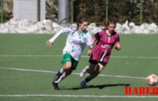 Futbolda grup müsabakaları tamamlandı