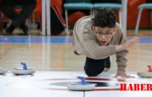 Gümüşhane'de curling heyecanı yaşandı