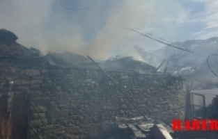 Gümüşhane Mescitli köyünde korkutan yangın