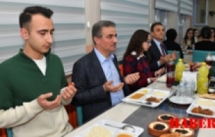 Vali Baruş Fen Lisesi öğrencileriyle iftar sofrasında buluştu