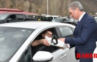 Vali Baruş, Görev Başındaki Personeli Ziyaret Etti, Sürücüleri Uyardı