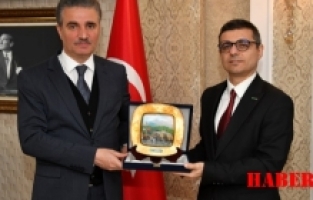 Vali Baruş’a Yeşilay Haftası ziyareti