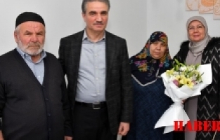 Vali Baruş’tan kadınlar gününde şehit annelerine ziyaret