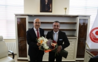 Gümüşhane Üniversitesi Rektörlüğünde Devir Teslim Gerçekleştirildi