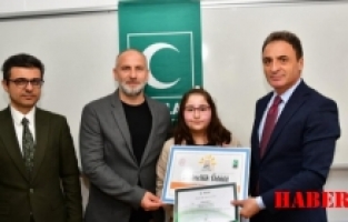 Ödülünü Filistin’e bağışladı