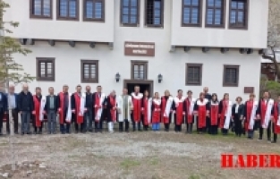 Rektör Yıldız, ilk senato toplantısını Şehr-i Süleymaniye’de yaptı