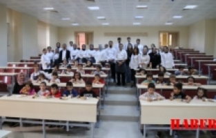 Turizm Fakültesi’nde 23 Nisan ve Turizm Haftası Birlikte Kutlandı