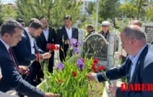 Gümüşhane'de Ülkücü Şehit Fuat Altun kabri başında anıldı