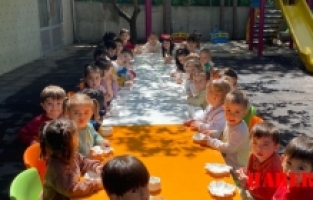 Özel Nagehan Gündüz Bakımevi  Kreşi Ve Düşler Atölyesi Gümüşhane'den  Anneler Günü Etkinliği