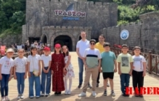 Torul’da Kitap Okuyan Öğrencilere Ödül ve Gezi Sürprizi