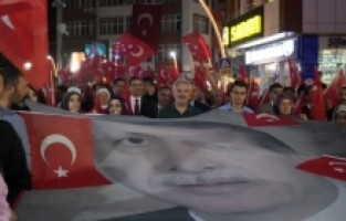 Gümüşhane’de 15 Temmuz yürüyüşü ve anma programı düzenlendi