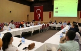 GÜ’de Girişimcilik Zirvesi Düzenlendi