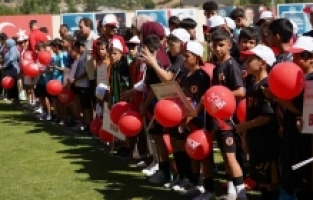 Gümüşhane Tek Yürek Futbol Turnuvası başladı