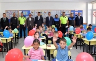 Gümüşhane'de ilköğretim haftası kutlandı