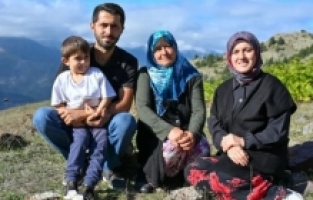 Gümüşhane’de genç muhtarın Türkiye’ye ilham veren başarı hikayesi