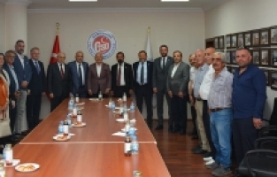 İYİ Parti heyeti Gümüşhane'de esnafla buluştu, sorunları dinledi