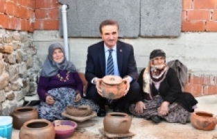 Vali Baruş’tan asırlık mirasa tam destek