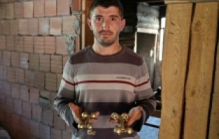 Bu zili Türkiye'de sadece 2 kişi üretiyor