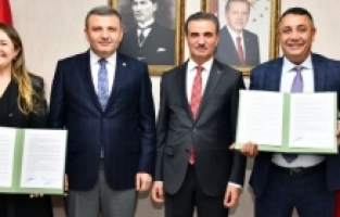 Gümüşhane'ye 500 Kişilik Çağrı Merkezi için imzalar atıldı