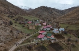 Gümüşhane'nin 'Düş Patikası'ndan eşsiz manzaralar