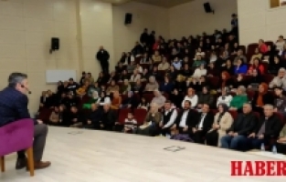 Şiran’da Kültür ve Sanat Rüzgârı: Alişan Kapaklıkaya ile Gönül Kapıları Aralandı