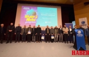 Gümüşhane’de Mekke’nin Fethi ve Kudüs Gecesi Programı Düzenlendi