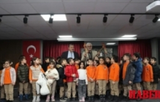 Kelkit’te Kahkaha Tufanı! Dilaver Cebeci Salonu Tarihi Günlerinden Birini Yaşadı