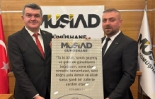 MÜSİAD Gümüşhane'de Bayrak Değişimi: Selim Yıldız, Cihan Canlı'dan Görevi Devraldı!