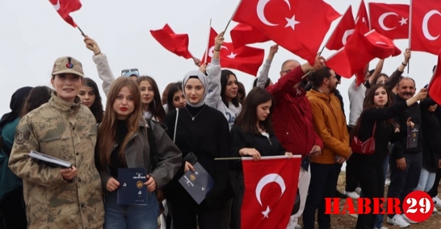 Karadeniz'in Çanakkale'si'nde Şehitlere Saygı, Kadınlara Destek