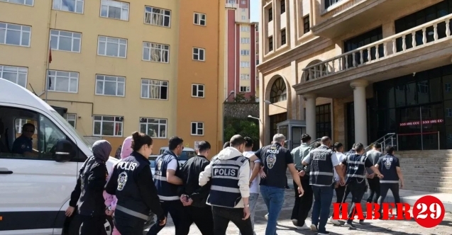 62 İlde 332 Kişiyi Dolandırdılar: 27,5 Milyonluk Vurguna Operasyon