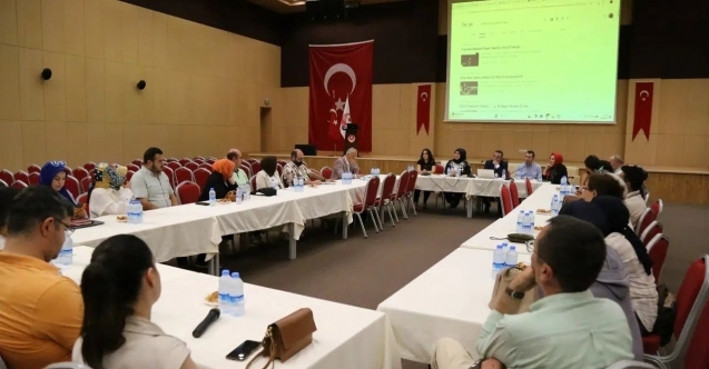 GÜ’de Girişimcilik Zirvesi Düzenlendi