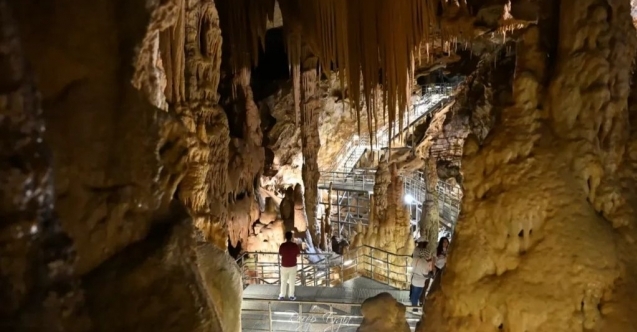 Gümüşhane'nin "Yeraltı Sarayı" 110 bin ziyaretçiyi ağırladı