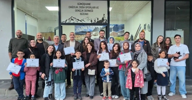 GÜDAK'ın Satranç Eğitimini tamamlayan 32 kursiyere sertifikaları verildi